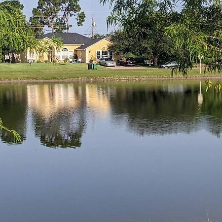 Port Saint Lucie A Little Piece Of Heaven- Peaceful Lake View Apartment- 1 Min From I95 And Turnpike Port St. Lucie Extérieur photo